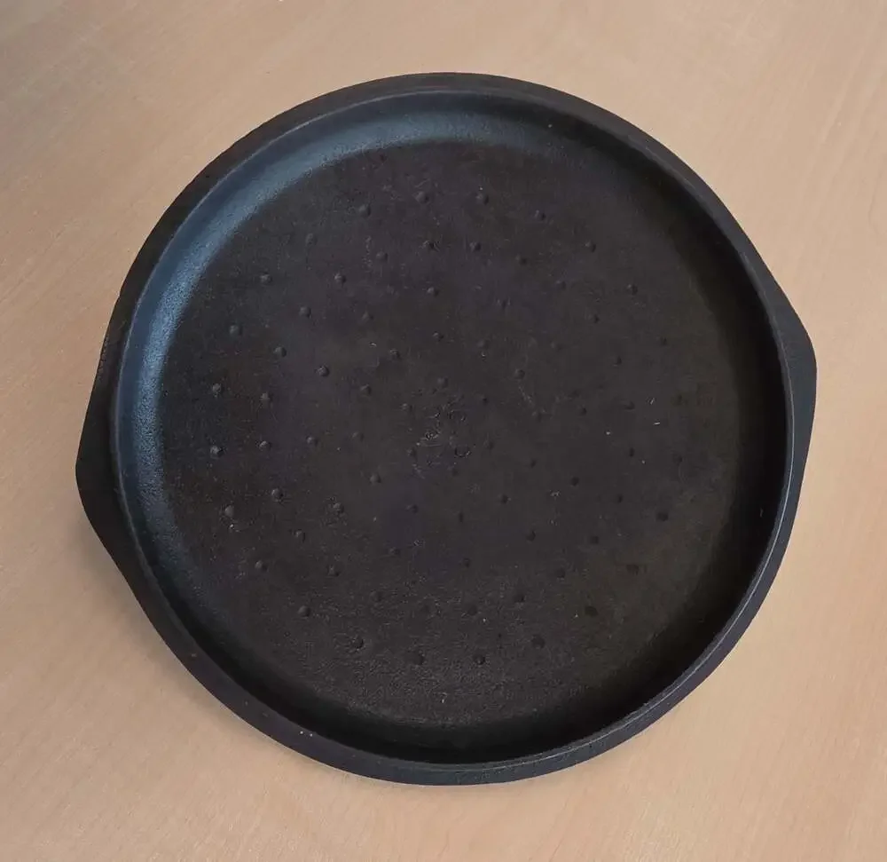 Vintage BSR Cast Iron Lid With Basting Drips Number 8 Size 10 5/8 Inches